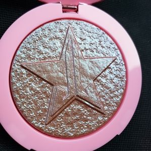 Jeffree Star Supreme Frost Hypothermia